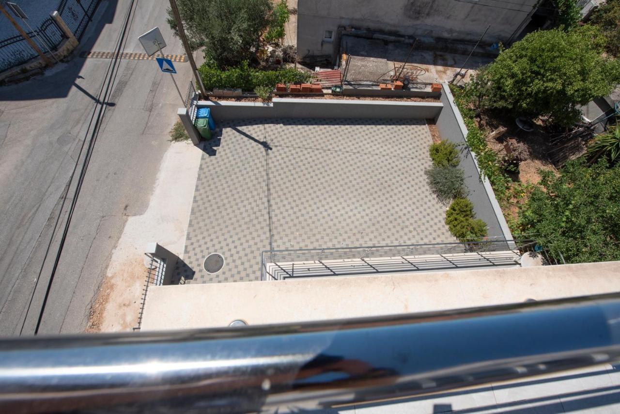 Sunny Attic Apartment With Balcony & Modern City Apartment With Outdoor Area, No Balcony Trogir Exterior photo